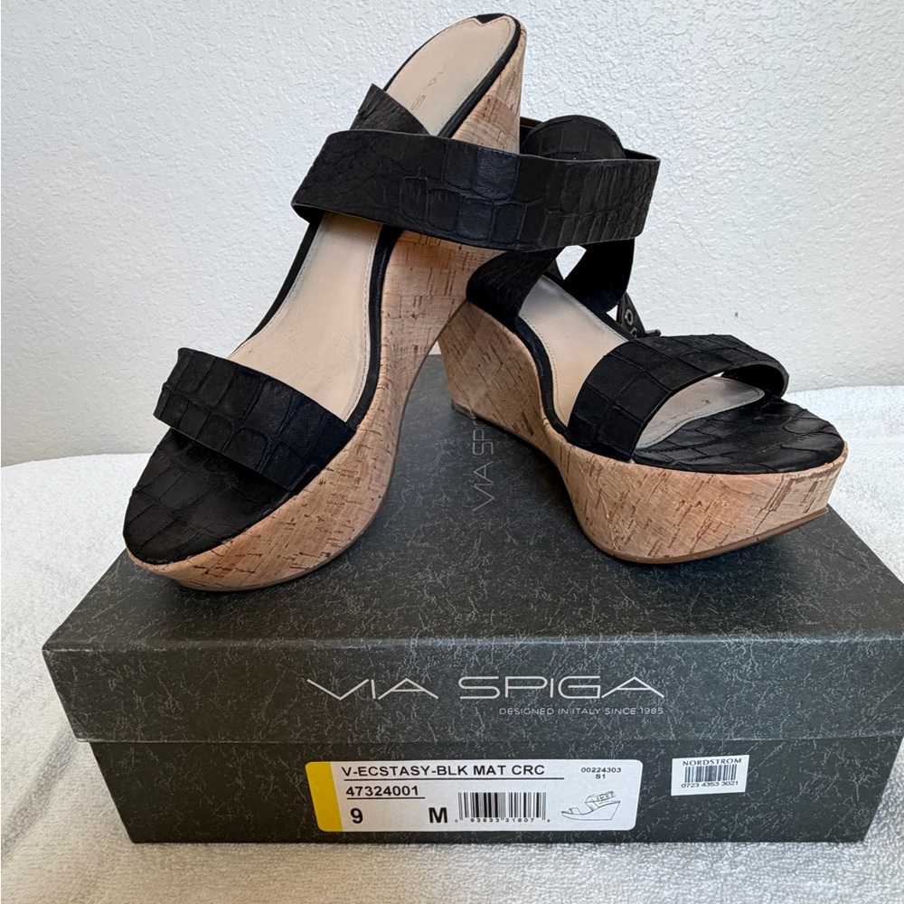 Via Spiga Black and Tan Wedge Sandals
